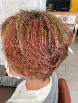 リベア トウキョウ 東大島店(Rever Tokyo) ショートボブ/ピンクハイライト/明るめグレイ[東大島/東大島駅]