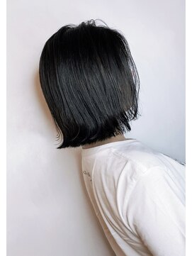 グランドライン(GRAND LINE) 《GRANDLINE友田千栄》黒髪外ハネボブ　髪質改善