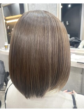 レイドバック(LAID BACK) 【代官山美容室】グレージュ☆隠しハイライト