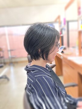 フェリア サウスガーデン(felia southgarden) ３０代４０代☆スタイリングが簡単☆丸みショート