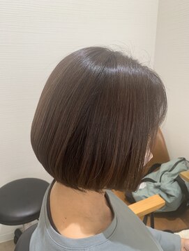シェイプスサロン ハナレ 辻堂美容室(Shapes salon HANARE) 前下がりショートボブ
