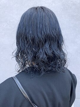 エルモ(ELMO.) ブリーチあり　ブルーブラックカラー