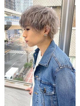 リア 大阪梅田(Ria) ~シルバーアッシュマッシュ~【Ria 大阪 梅田】