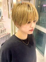 モナバイルーブル(MONA by Louvre)&nbsp;【MONA】コンパクトショート/小顔ショート/キャメルベージュ