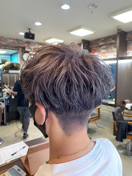 カルフール ロコ 草加西口店(Carrefour LOCO) ケアブリーチ・ハイトーン・髪質改善・高彩度カラー・眉毛カット