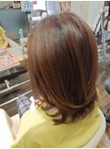 ミディアムレイヤー×ゴールドベージュ×髪質改善プレミアム