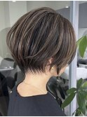 くびれショートボブ40代50代グレイカラー白髪染め自髪ぼかし