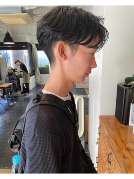 エンス(en:s) ■センターパート×ニュアンスパーマ