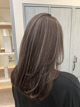 ロテ(LOTE.) ハイライト/ハッシュカット/クラゲヘアー/黒髪カタログ/一宮