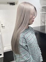 ココ 本八幡(KOKO)&nbsp;#黒髪#小顔#クラゲヘアー#オリーブグレー#ココアベージュ#美髪