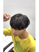 フィフス 大分(fifth)&nbsp;大分ゆるめルーズパーマメンズカットシースルーラウンドマッシュ