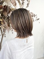 ベルム(Belme) 白髪ぼかし3Dハイライト×アッシュベージュ