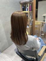 シスイ(sisui)&nbsp;ベージュカラー＋ラベンダー/内巻きレイヤー