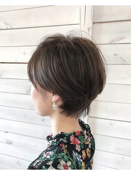 ヘアーサロン カヴィエ(hair salon covie) ショート　ショートボブ　グラデーションボブ