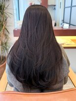 マーリャヘアー(mallia hair)&nbsp;レイヤースタイルレイヤーカットロングレイヤー小顔スタイル