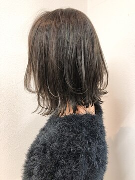 ジゼル(GiseL) 切りっぱなしがいいけど少し変化が欲しい方にオススメ。