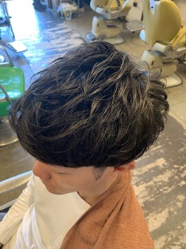 カットスタジオ フタバ(FUTABA) ★アップ束バング★