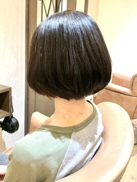 ルチカ(Luccica) グラデーションボブ