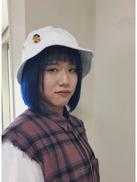 ピエドプールポッシュ(PiED DE POULE POCHE) アイスブルーなボブ