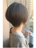 大人可愛い20代30代40代小顔ワンサイドショートボブ丸み前下がり