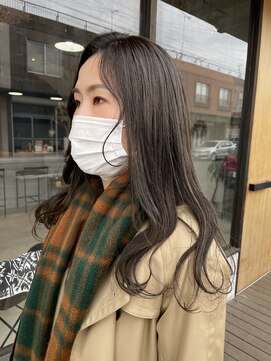 ノア(noa.) 『明るい白髪染め』ハイライトグレージュグレイカラー