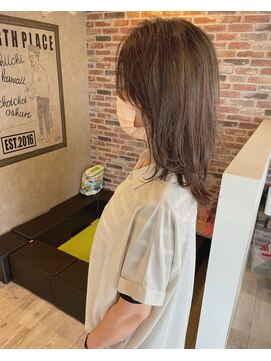 バース プレイス(BIRTH PLACE) セミロングレイヤー