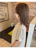 セミロングレイヤー