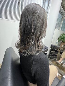 リス(LyS) ブリーチ無しグレージュカラー