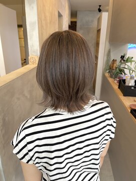 サロンド ココ(Salon de COCO) ウルフボブ×ハイライトカラー