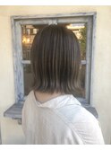 軽めの外はねボブ◎