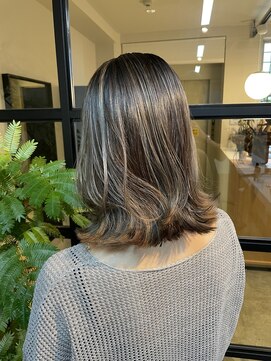 プール(POOL) シャドールーツ×ミルクハイライト