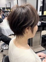 ハルキ ミナト ジャパン オオサカ(HARUKI MINATO japan OSAKA)&nbsp;30代40代50代小顔似合わせカットくびレイヤーエモージュ大人可愛