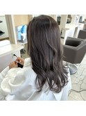 グレージュロングスタイル