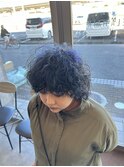 ふわふわパーマ×ブルーブラック