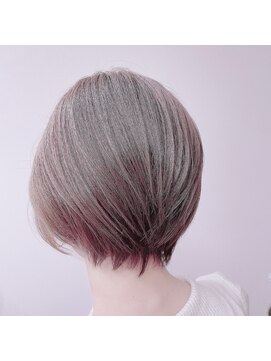 ルッソリベラ 池袋(Lusso libera) 大人ショートボブ/刈り上げボブ×レッドブラウン