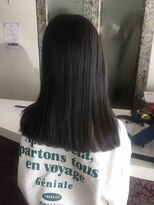 エマニエル(emanuel)&nbsp;艶髪ぱつっとライン