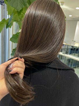 ノーム(NORME) オリーブブラウン