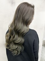 ワンラヴェストヘアオルシェット 長野駅(One Lovest Hair olchette)&nbsp;柔らか透け感の明るめオリーブグレージュロング