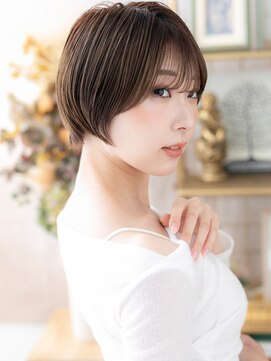 カバーヘア ブリス 志木南口駅前店(COVER HAIR bliss) くすみカラー前下がり丸みコンパクトショートh4志木20代30代40代