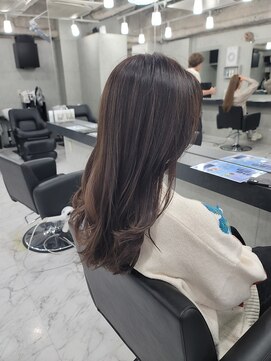 エンディアリング 東銀座(Endearing) レイヤーカット/イメチェン/ホワイトブロンド/シャドウレイヤー