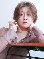 アルバム 渋谷パルコ(ALBUM)&nbsp;ソフトベージュショート_フォギーベージュ耳かけ_37063