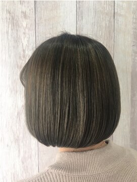 シエル 立川店(CIEL) 透明感たっぷり♪ハイライト×カーキ×ボブ【CIEL×maki】