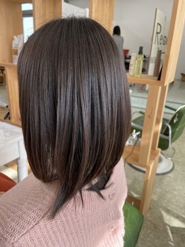 レオ 幸手(Leo) 20代30代40代髪質改善トリートメント艶感ストレート透明感