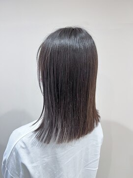 ブカブク(BUKA BUKU) ミディアムボブ　アッシュグレー