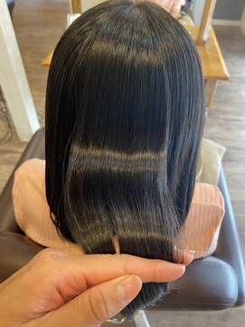 リム(Limb) ツヤ髪　セミロング