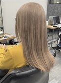 ミルクティーベージュ/ハイトーン/ブリーチ/艶髪/京都/河原町
