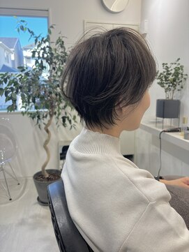 ルーラリーヘアーキタキュウシュウ(Luraliy hair kitakyushu) luraliyルーラリー北九州小倉北区城野丸みショート大人可愛い
