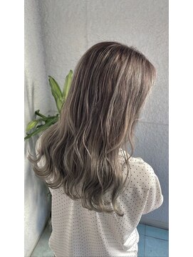 モレッティウィズリゴヘアー(Moretti with RIGO hair) バレイヤージュ