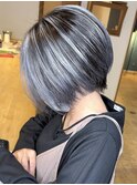 ショートボブ×脱白髪染めホワイトバレイヤージュ×ブリーチ２回