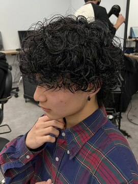 エルマーク 四条烏丸(L-MARK) スパイラルパーマ/ツイストパーマ/メンズ/センターパート/波巻き